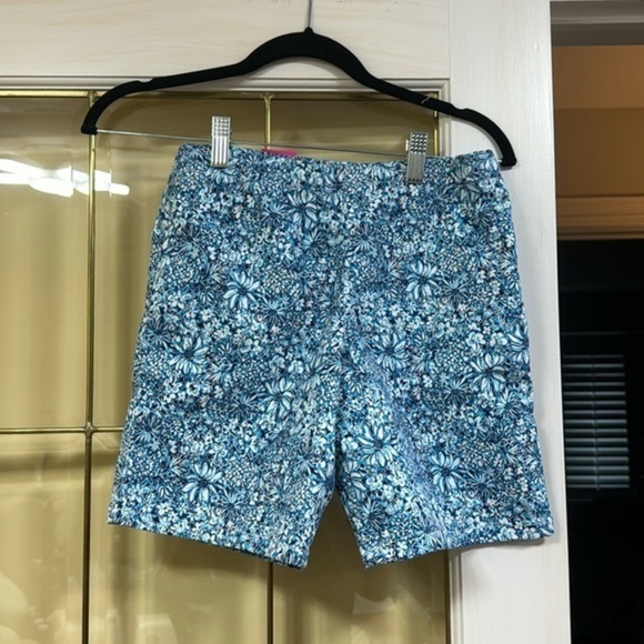 Boys Lilly Pulitzer Size Large Shorts - Picture 1 of 1